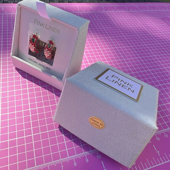 Pink linen clip on earrings red gold tone flower loop LEAD SAFE NICKEL FREE NIB - Picture 6 of 11